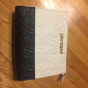 Cute Betsy Johnson purse